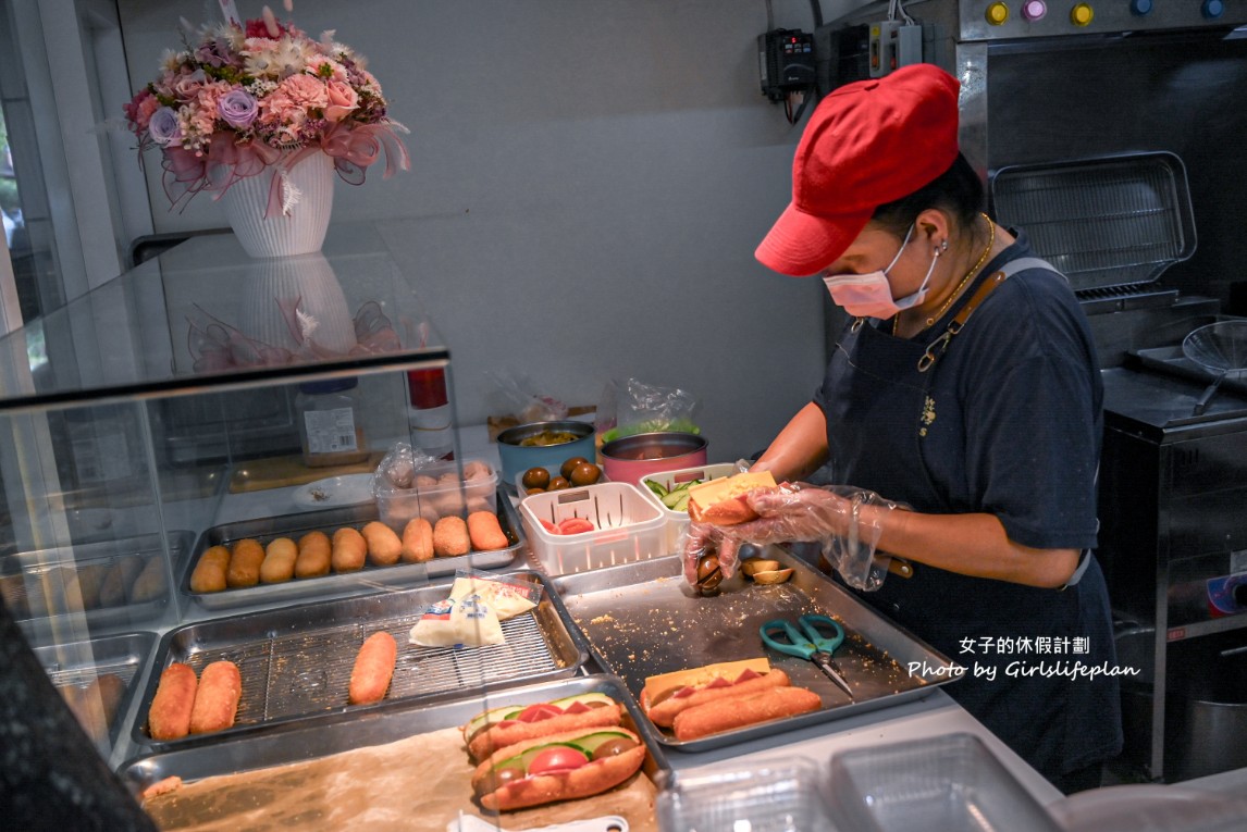 南波One手作超營養三明治-板橋店｜超人氣小點心15元起(菜單) @女子的休假計劃