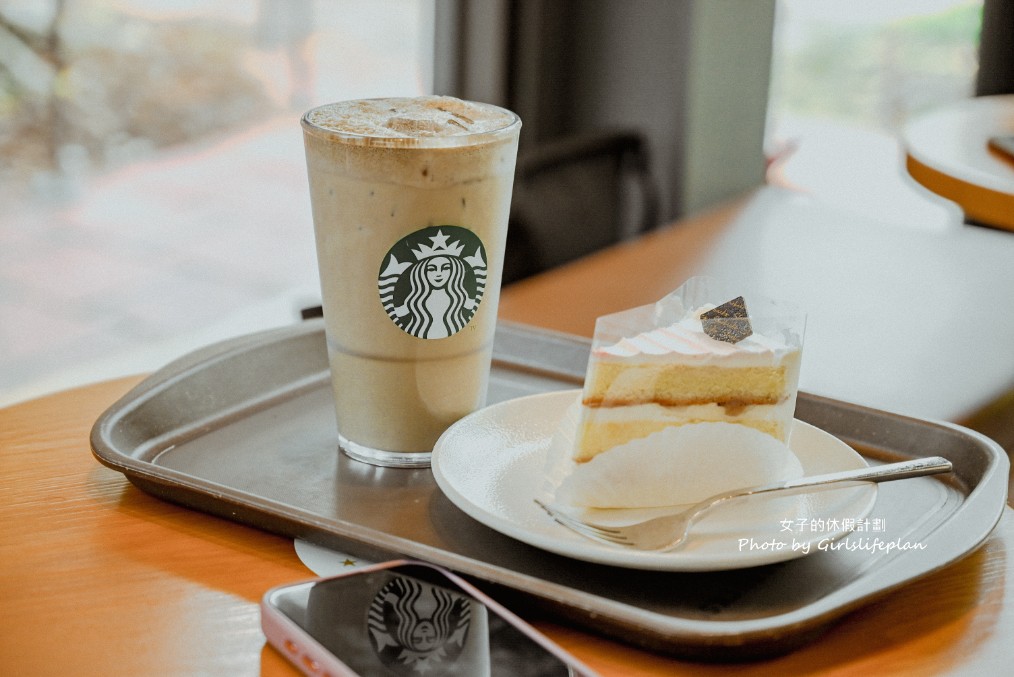 星巴克嘉義新港門市(培桂堂內)|隱藏版玻璃屋隱身博士窩古蹟 @女子的休假計劃 星巴克嘉義新港門市(培桂堂內)|隱藏版玻璃屋隱身博士窩古蹟 @女子的休假計劃