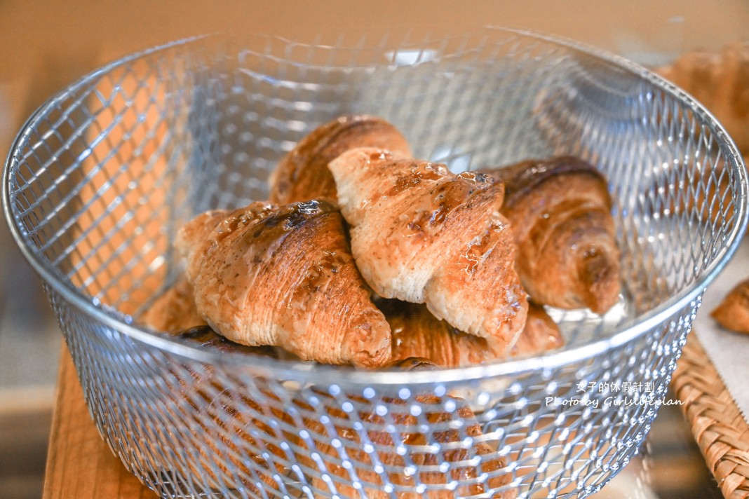 莢麵包｜宜蘭冬山在地超人氣麵包店，無低消無限時(菜單) @女子的休假計劃