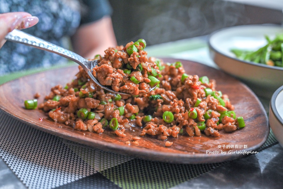 Lotus蓮花餐廳｜IG打卡超網美環境泰式料理吃到飽(菜單) @女子的休假計劃