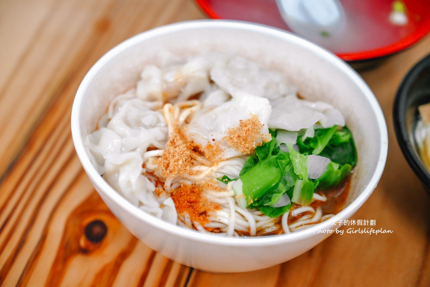 成都抄手麵食(城中市場)｜在地超過30年，每日現包紅油炒手人氣必吃(菜單) @女子的休假計劃