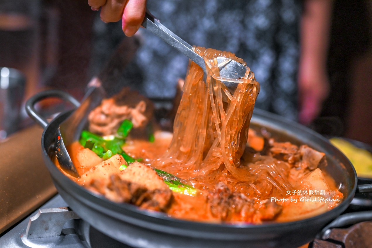 ABV Bar & Kitchen 韓式餐酒館板橋店｜超棒代烤服務，生菜小菜吃到飽(菜單) @女子的休假計劃