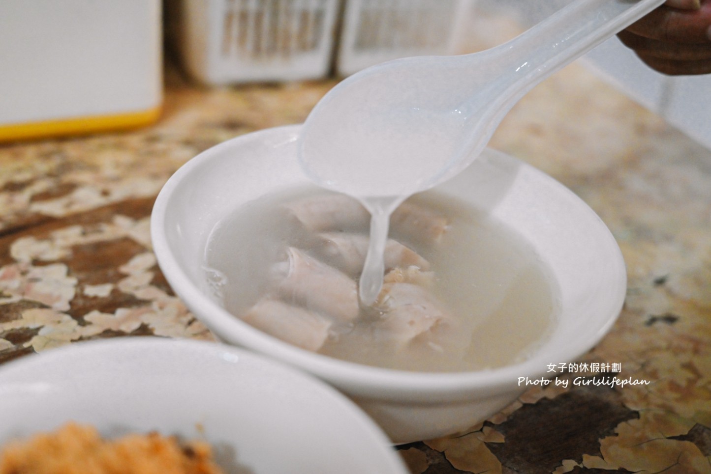 精忠三村米糕|在地超過50年銅板古早味小吃(菜單) @女子的休假計劃 精忠三村米糕|在地超過50年銅板古早味小吃(菜單) @女子的休假計劃