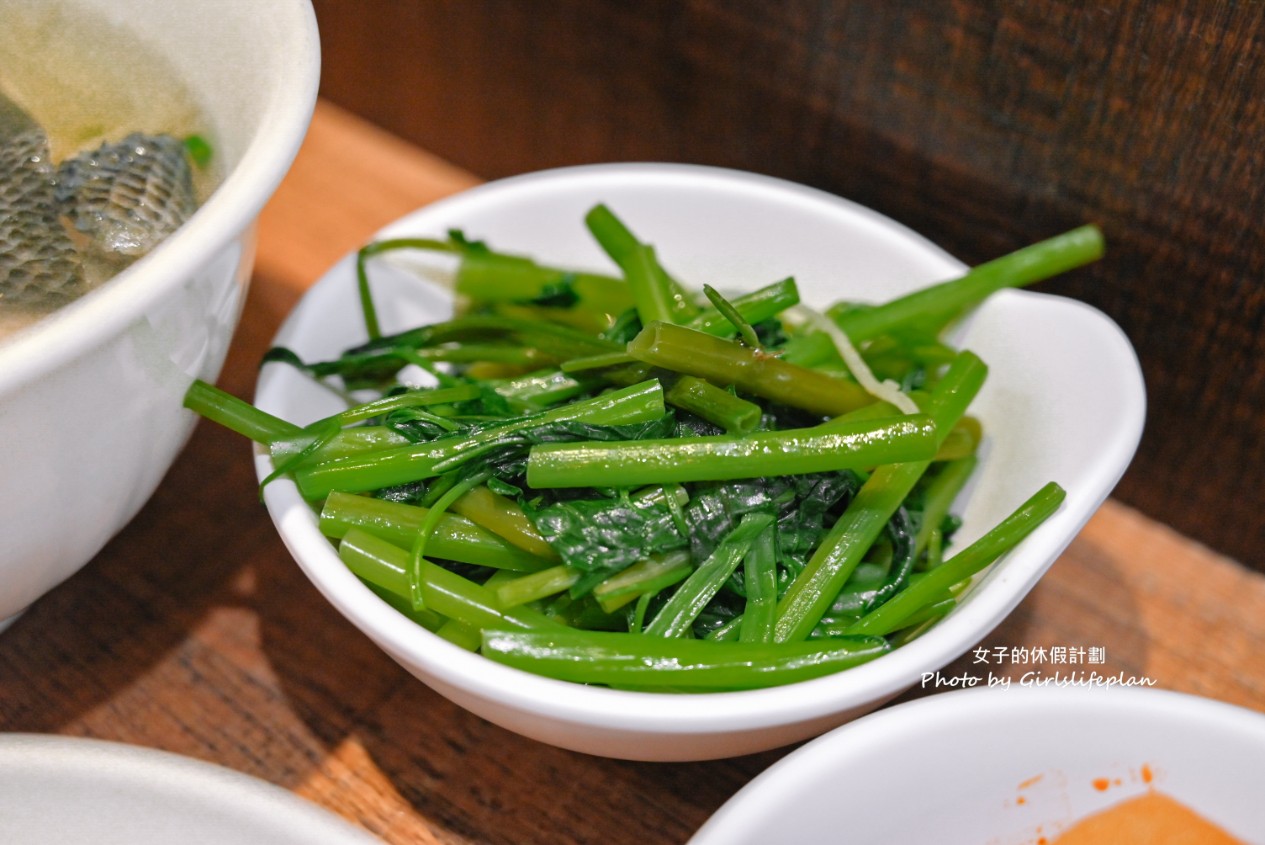 福泰飯桌第三代｜米其林＆500碗推薦在地小吃 @女子的休假計劃