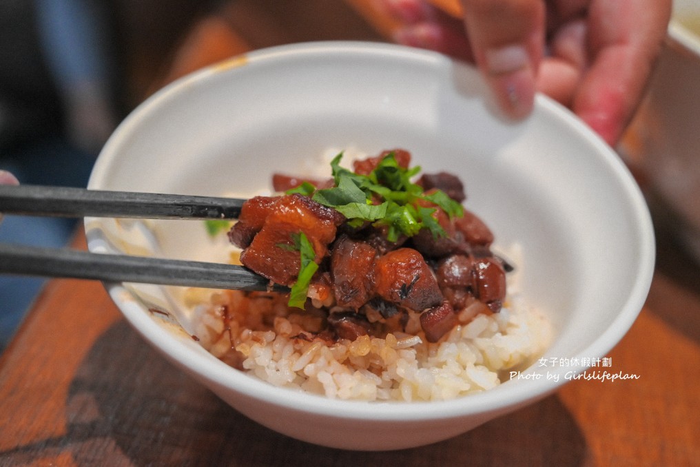 福泰飯桌第三代｜米其林＆500碗推薦在地小吃 @女子的休假計劃