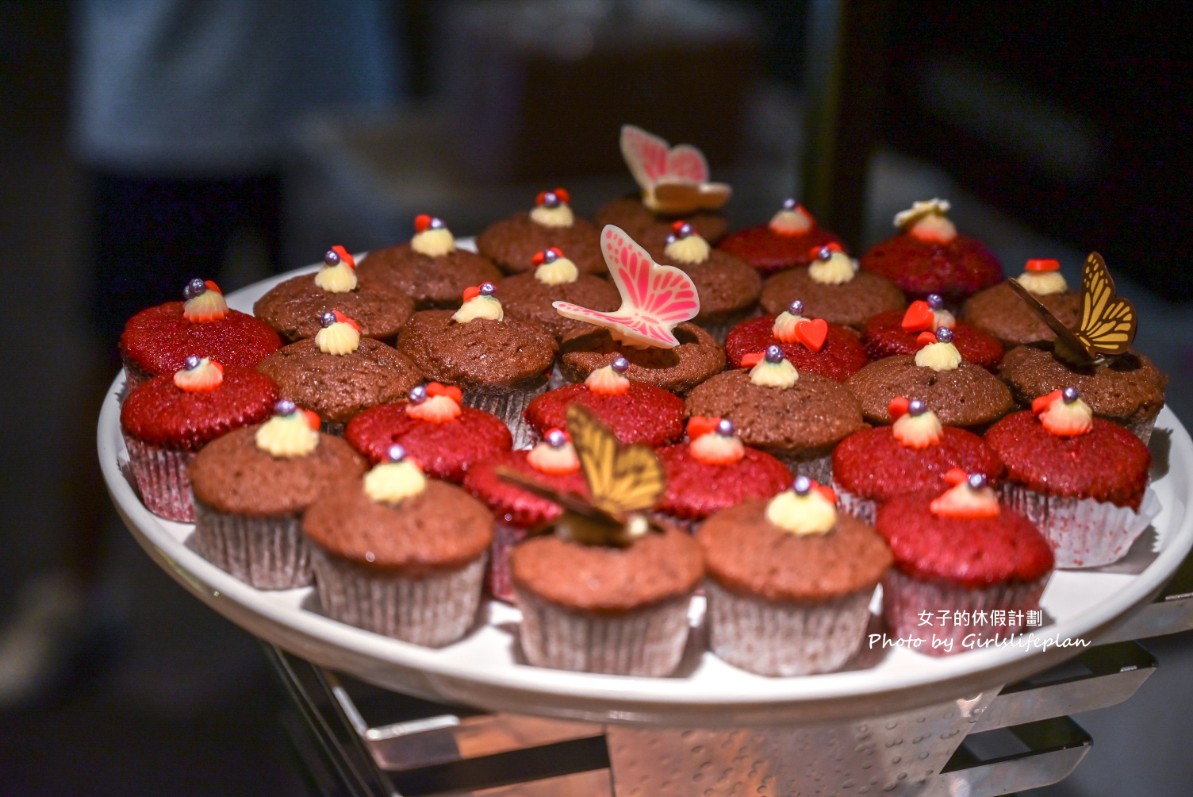 悅市集｜新板希爾頓吃到飽，異國炙烤假日加碼威靈頓牛排(菜單) @女子的休假計劃