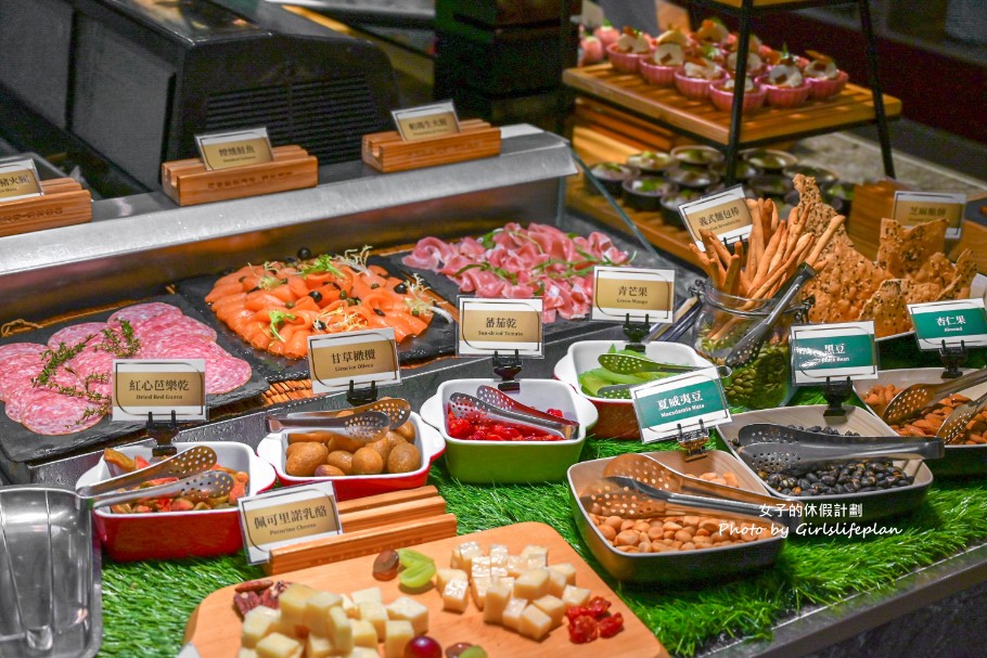 桂冠自助餐廳礁溪長榮鳳凰酒店｜頂級奢華假日早午餐龍蝦、鱈場蟹、和牛、干貝吃到飽 @女子的休假計劃