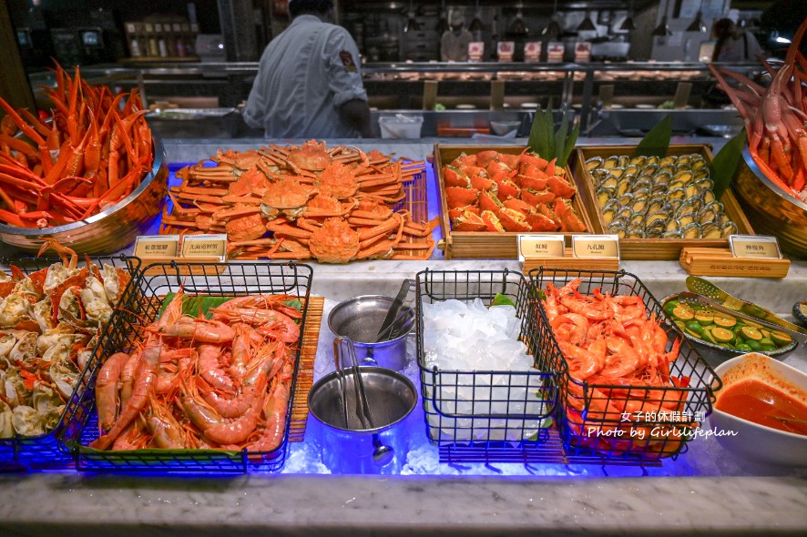 桂冠自助餐廳礁溪長榮鳳凰酒店｜頂級奢華假日早午餐龍蝦、鱈場蟹、和牛、干貝吃到飽 @女子的休假計劃