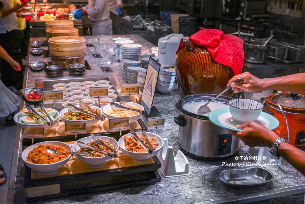 桂冠自助餐廳礁溪長榮鳳凰酒店｜頂級奢華假日早午餐龍蝦、鱈場蟹、和牛、干貝吃到飽 @女子的休假計劃