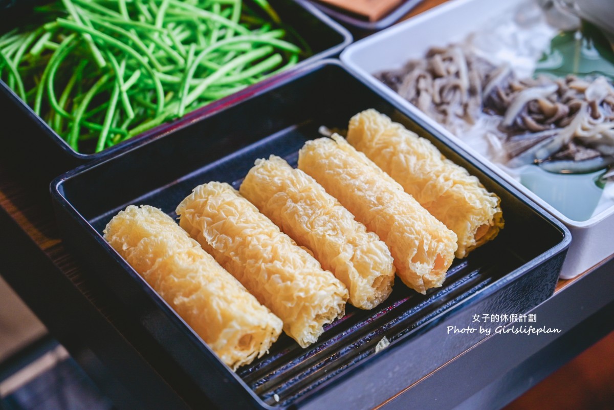 ABV串串啤酒館｜一串10元起，重慶麻辣就是這個味 @女子的休假計劃