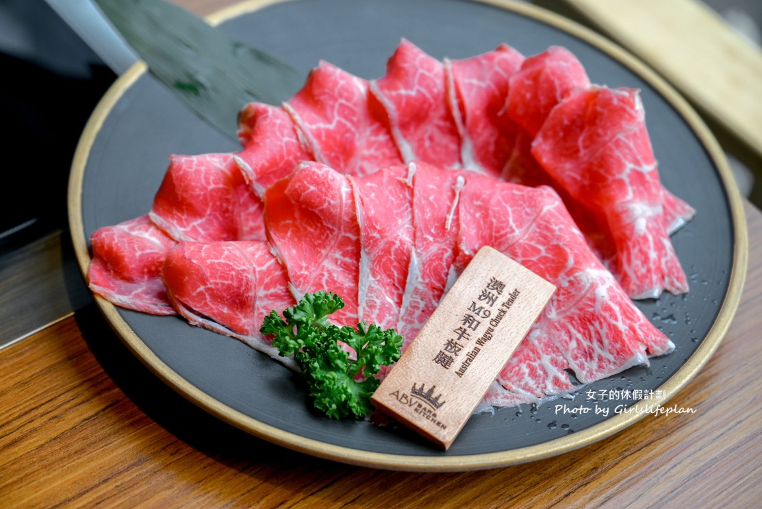 ABV串串啤酒館｜一串10元起，重慶麻辣就是這個味 @女子的休假計劃