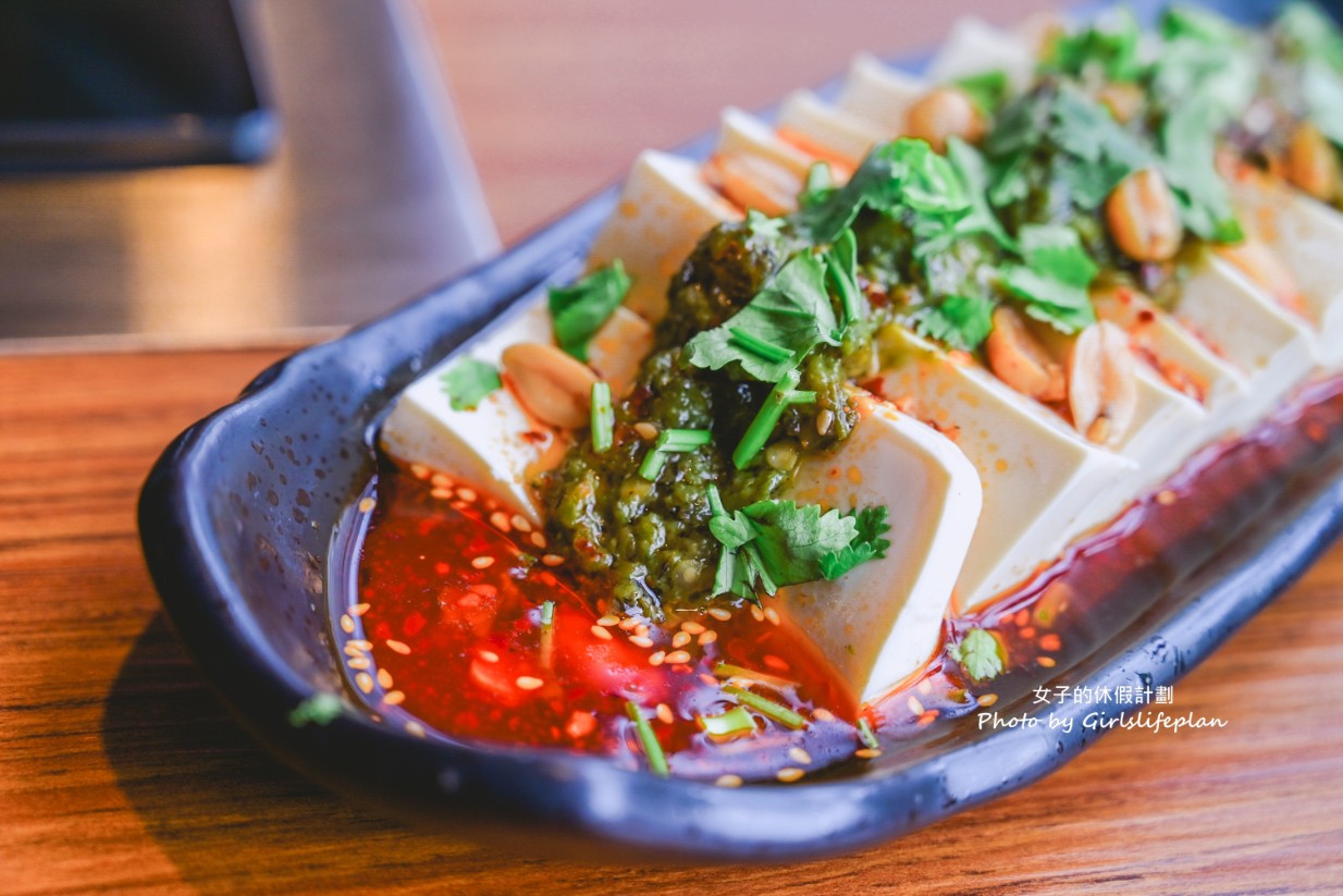 ABV串串啤酒館｜一串10元起，重慶麻辣就是這個味 @女子的休假計劃