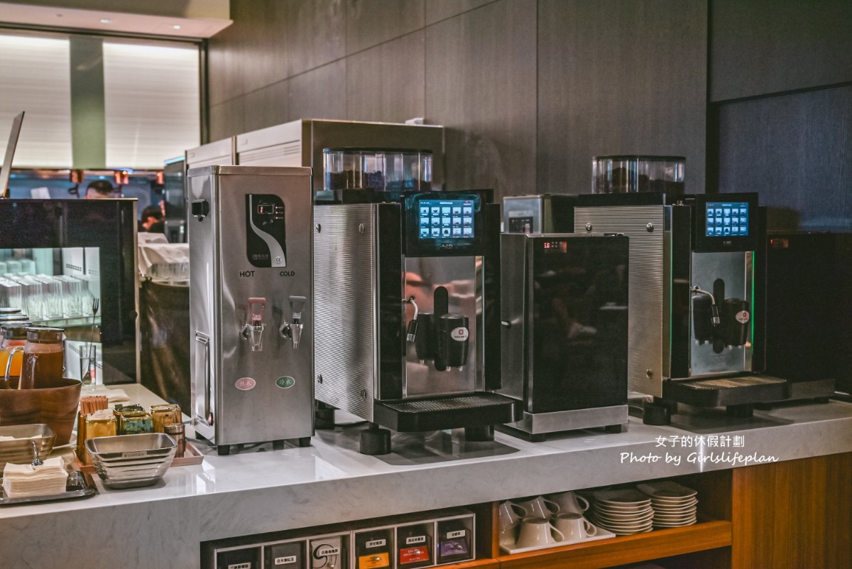 探索廚房｜寒舍艾美酒店，台北吃到飽改裝大升級爽吃澎派海鮮（菜單價錢） @女子的休假計劃