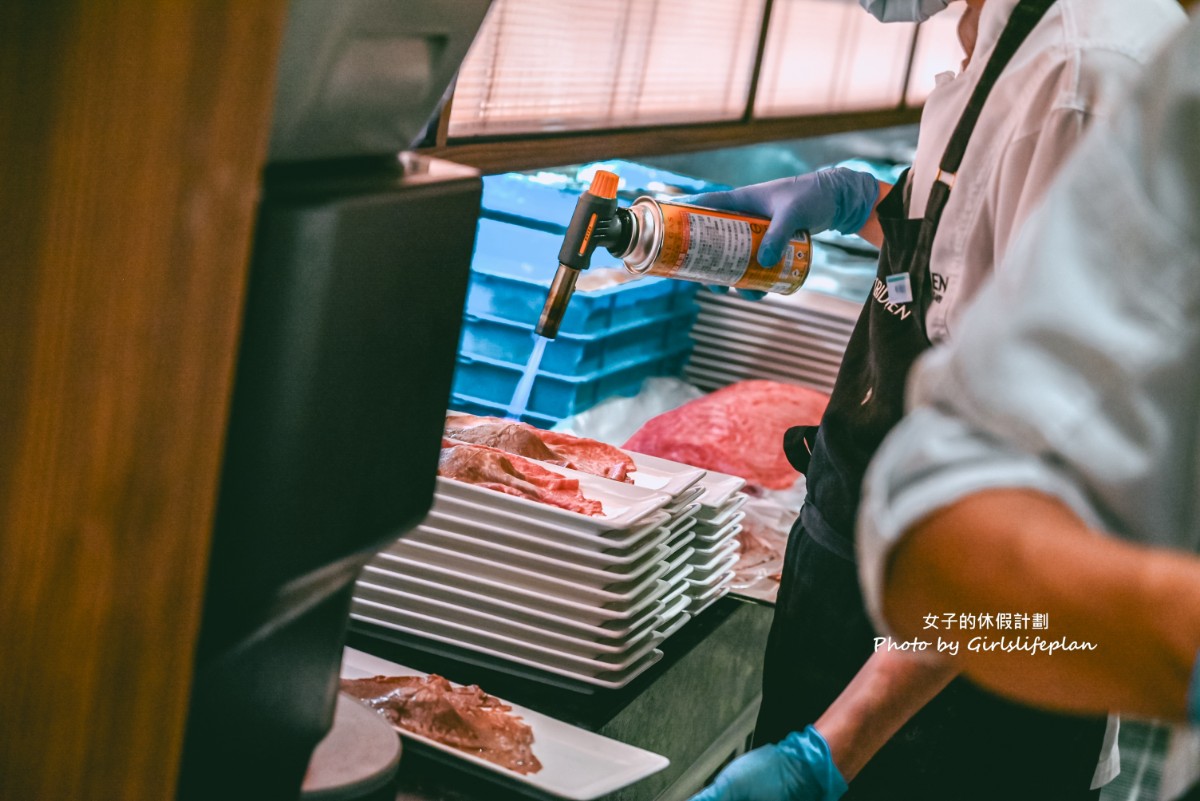 探索廚房｜寒舍艾美酒店，台北吃到飽改裝大升級爽吃澎派海鮮（菜單價錢） @女子的休假計劃