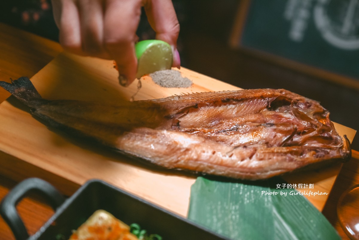 ABV日式居酒館林口長庚店｜全台唯一稻草燒刺身等日式料理，結合300款世界精釀酒(菜單) @女子的休假計劃