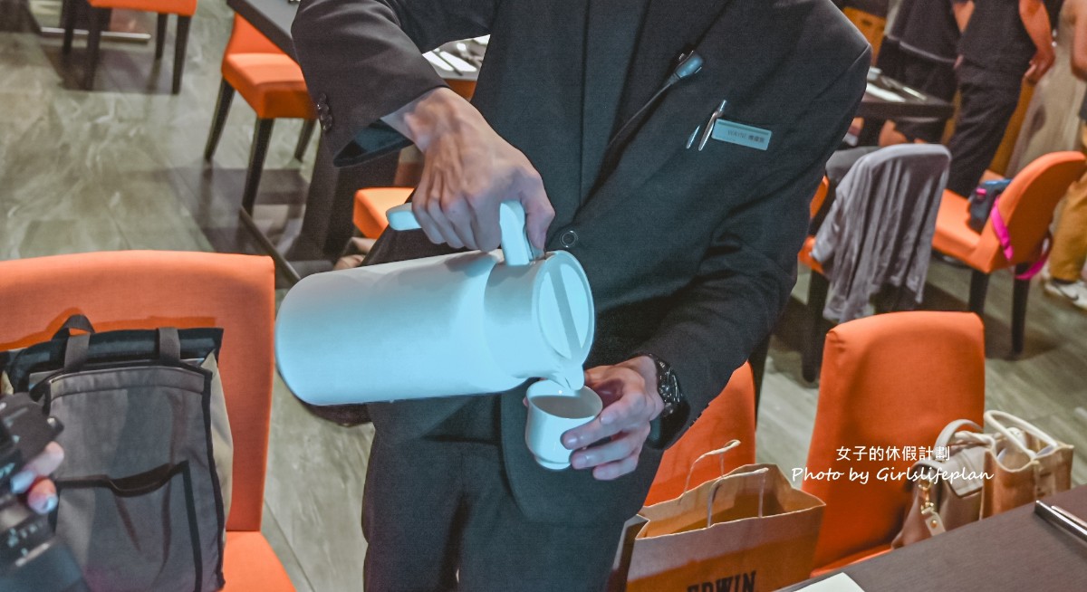 探索廚房｜寒舍艾美酒店，台北吃到飽改裝大升級爽吃澎派海鮮（菜單價錢） @女子的休假計劃