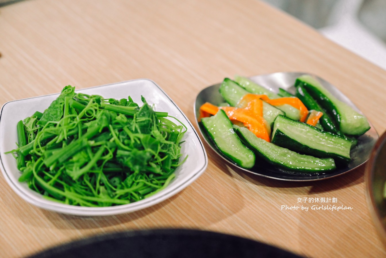 清一色牛肉麵瑞豐昌盛店 | 加湯加麵免費吃到飽(菜單) @女子的休假計劃