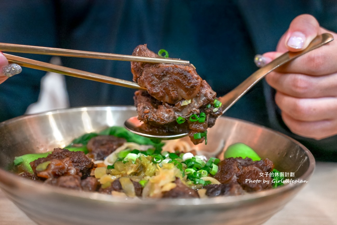 清一色牛肉麵瑞豐昌盛店 | 加湯加麵免費吃到飽(菜單) @女子的休假計劃
