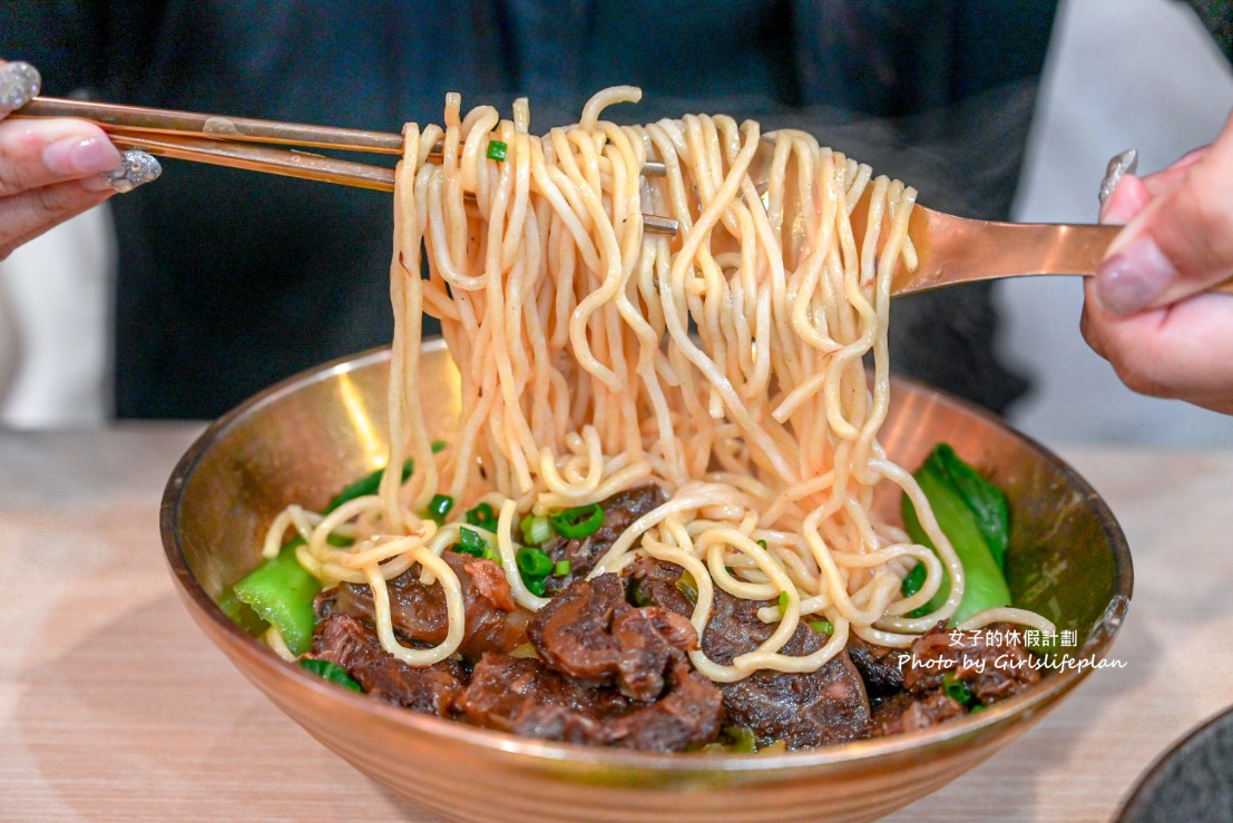 清一色牛肉麵瑞豐昌盛店 | 加湯加麵免費吃到飽(菜單) @女子的休假計劃