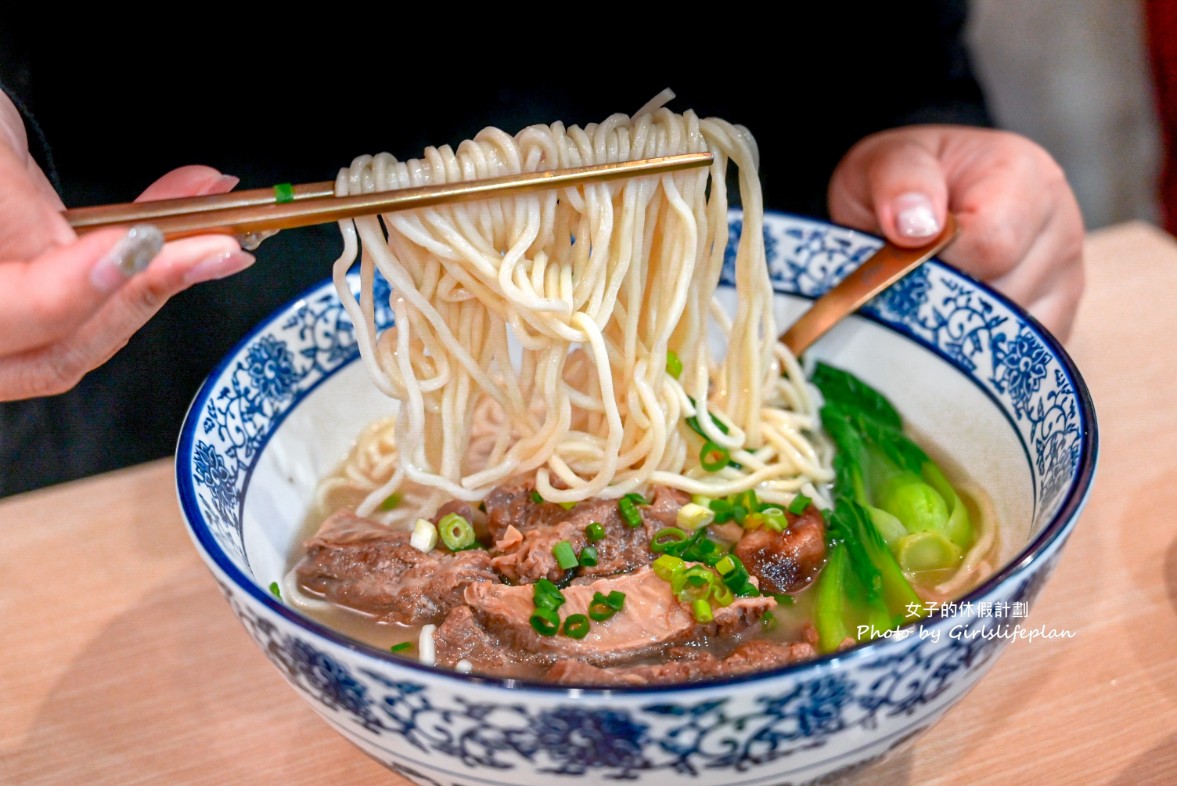 清一色牛肉麵瑞豐昌盛店 | 加湯加麵免費吃到飽(菜單) @女子的休假計劃