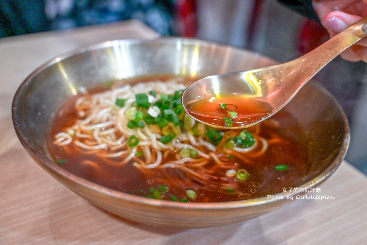 清一色牛肉麵瑞豐昌盛店 | 加湯加麵免費吃到飽(菜單) @女子的休假計劃