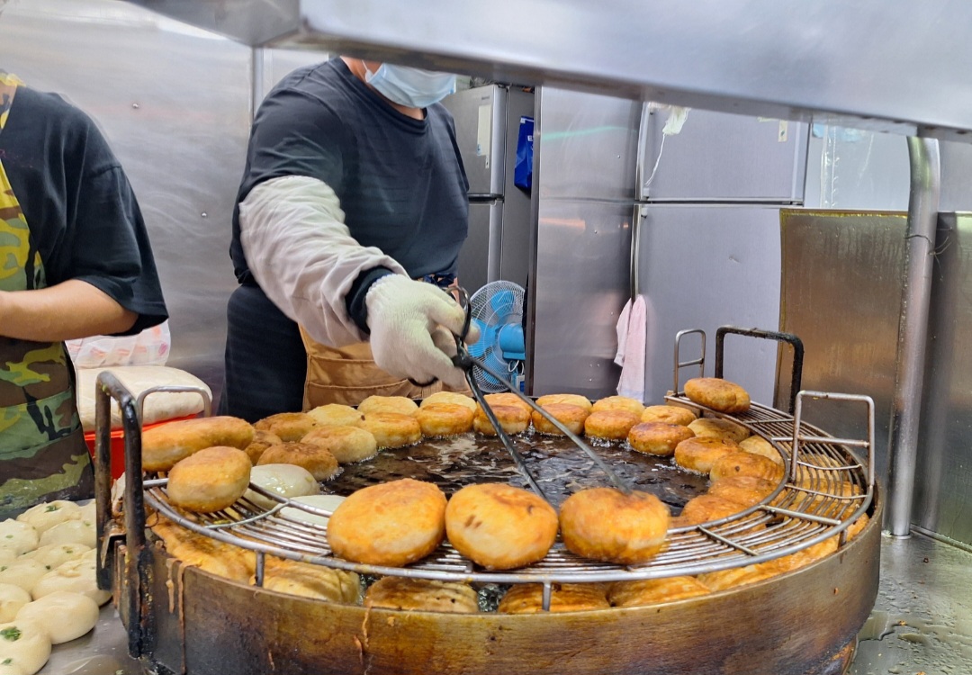 溫州街蘿蔔絲餅達人｜台北師大必吃40年老店排隊美食(外帶) @女子的休假計劃
