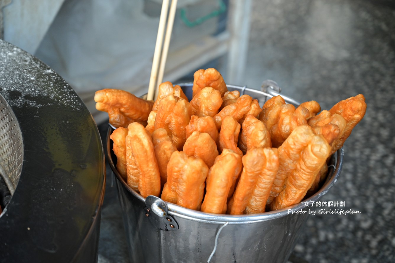 山東早點(高雄)|在地超過30年傳統早餐店,皮薄爆餡韭菜盒 @女子的休假計劃 山東早點(高雄)|在地超過30年傳統早餐店,皮薄爆餡韭菜盒 @女子的休假計劃
