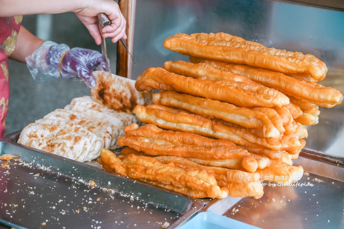 山東早點(高雄)|在地超過30年傳統早餐店,皮薄爆餡韭菜盒 @女子的休假計劃 山東早點(高雄)|在地超過30年傳統早餐店,皮薄爆餡韭菜盒 @女子的休假計劃