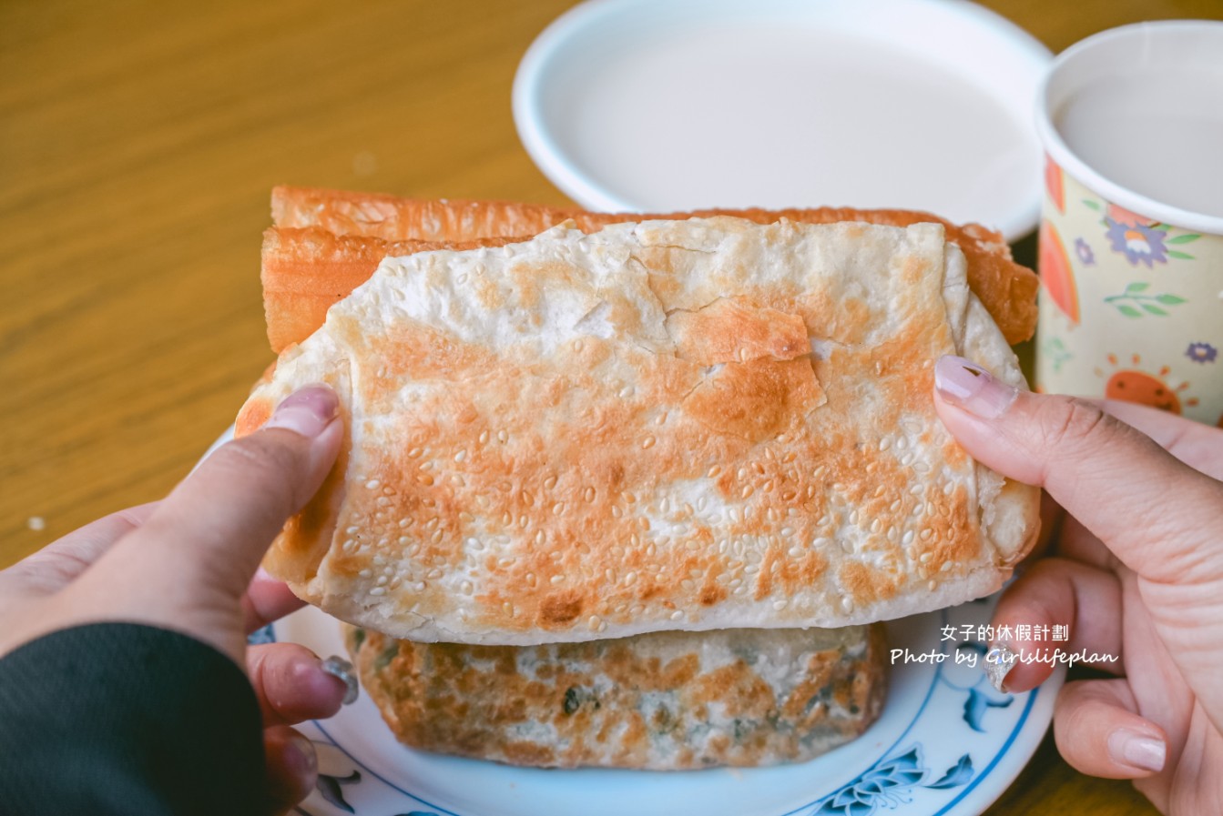 山東早點(高雄)|在地超過30年傳統早餐店,皮薄爆餡韭菜盒 @女子的休假計劃 山東早點(高雄)|在地超過30年傳統早餐店,皮薄爆餡韭菜盒 @女子的休假計劃