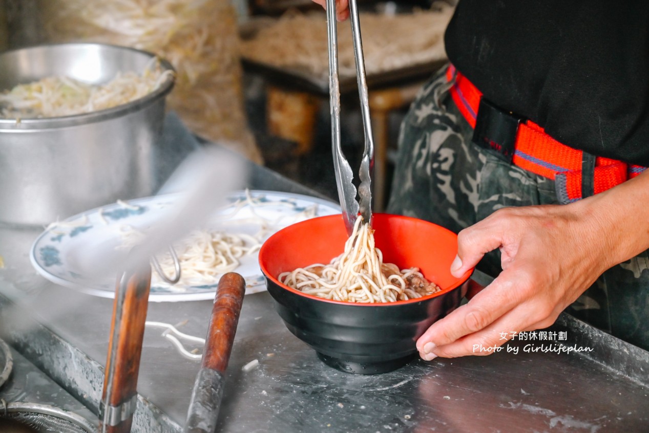 大溝乾麵｜乾麵只要20元、青菜10元、滷味5元起(菜單) @女子的休假計劃