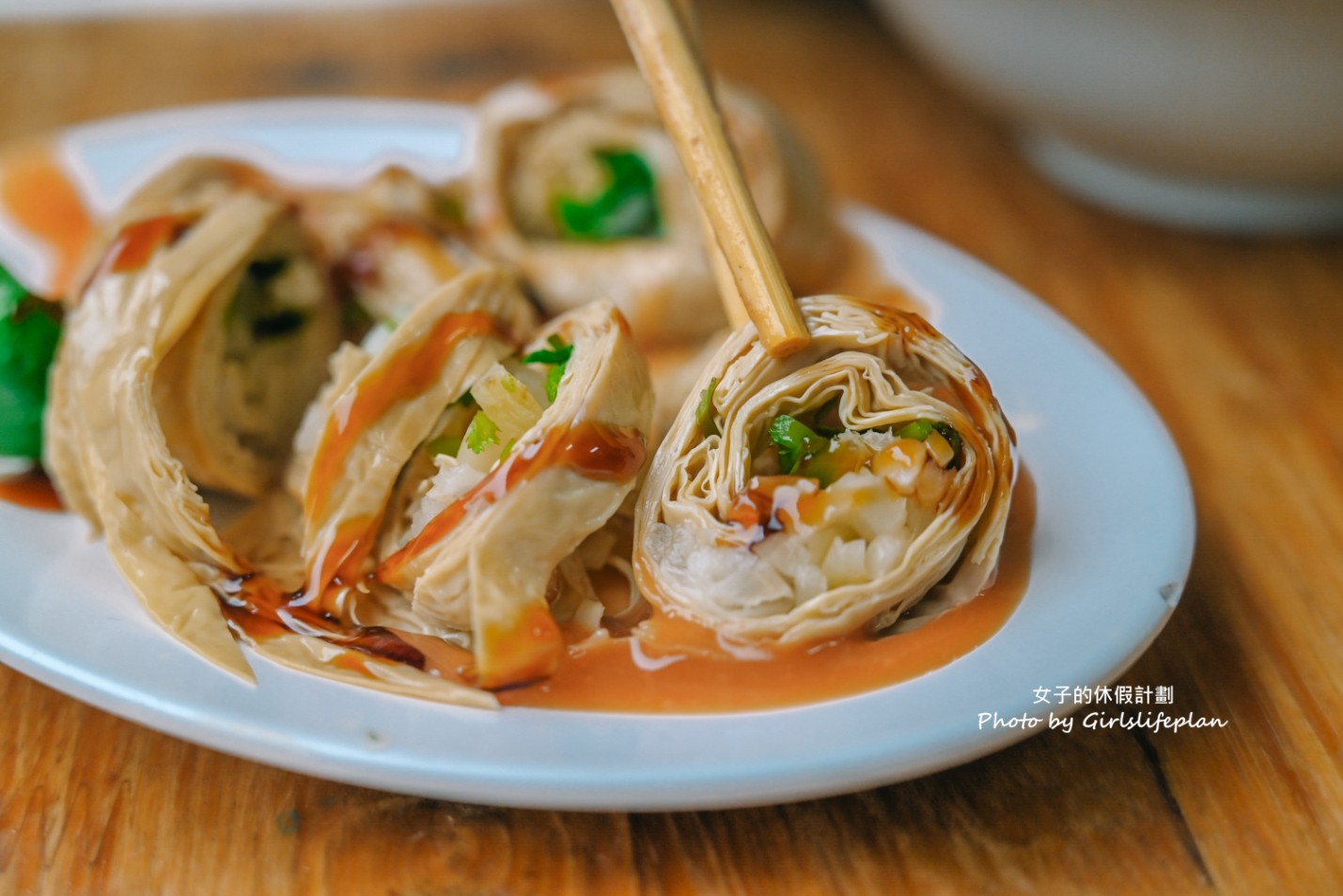 火生餛飩麵店｜在地人認可，傳承第二代50年老店(菜單) @女子的休假計劃
