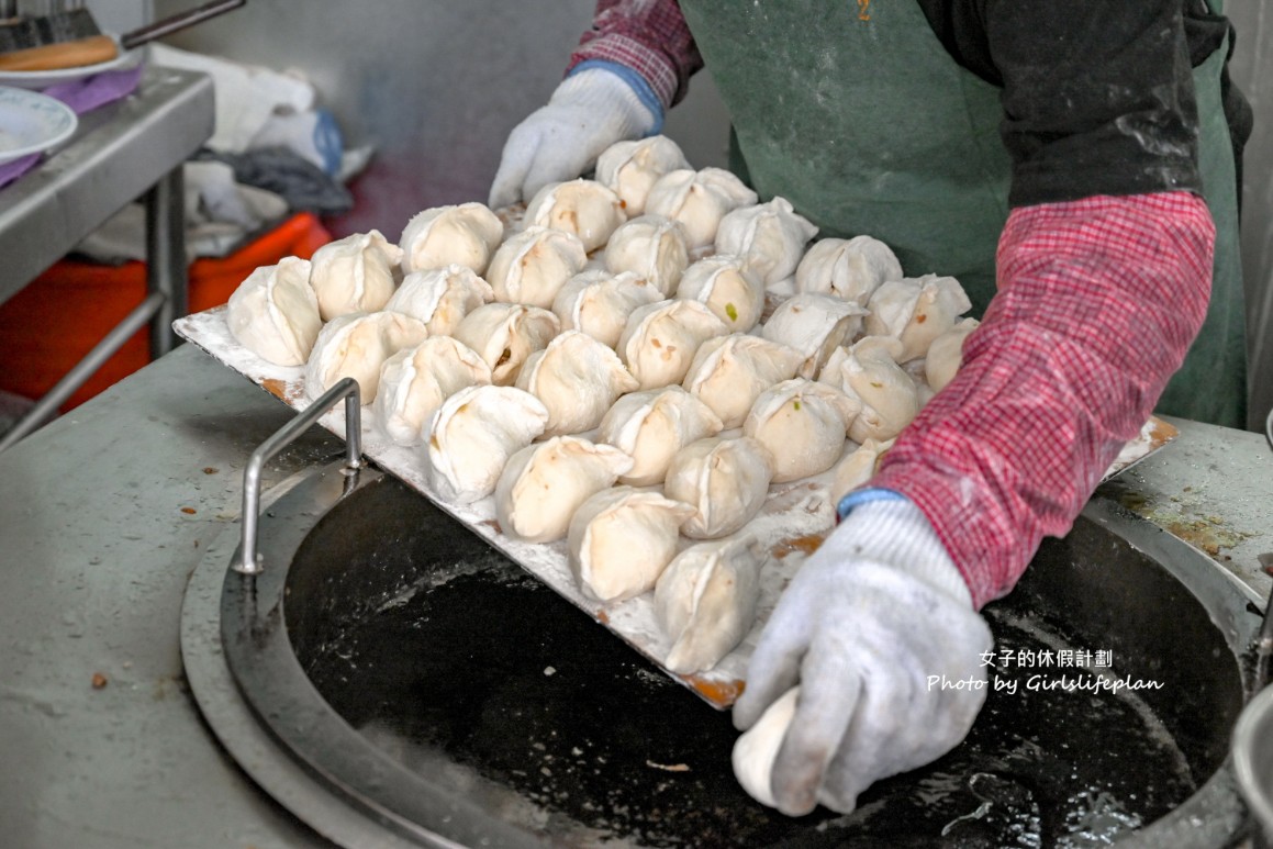 張記韭菜水煎包｜最會放假的超人氣排隊水煎包 @女子的休假計劃