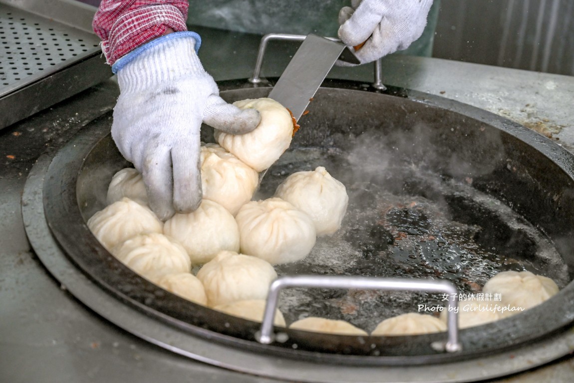 張記韭菜水煎包｜最會放假的超人氣排隊水煎包 @女子的休假計劃