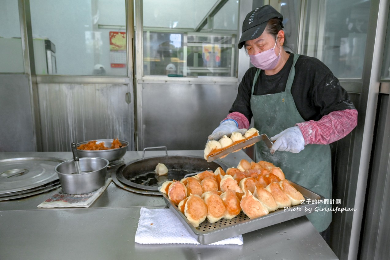 張記韭菜水煎包｜最會放假的超人氣排隊水煎包 @女子的休假計劃