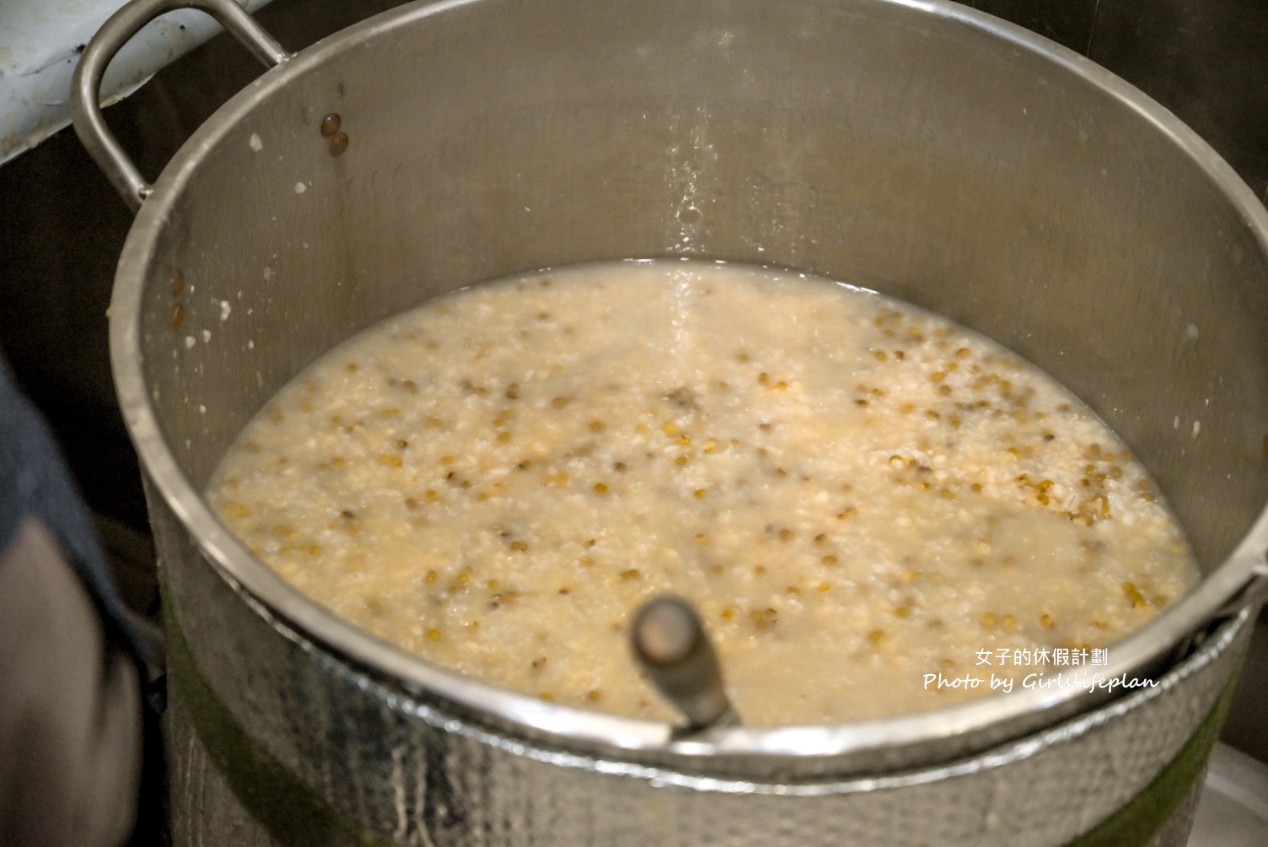 張記韭菜水煎包｜最會放假的超人氣排隊水煎包 @女子的休假計劃