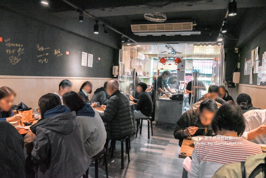 金香豬腳涼麵｜被涼麵耽誤的豬腳店(行天宮隱藏版老饕名單) @女子的休假計劃
