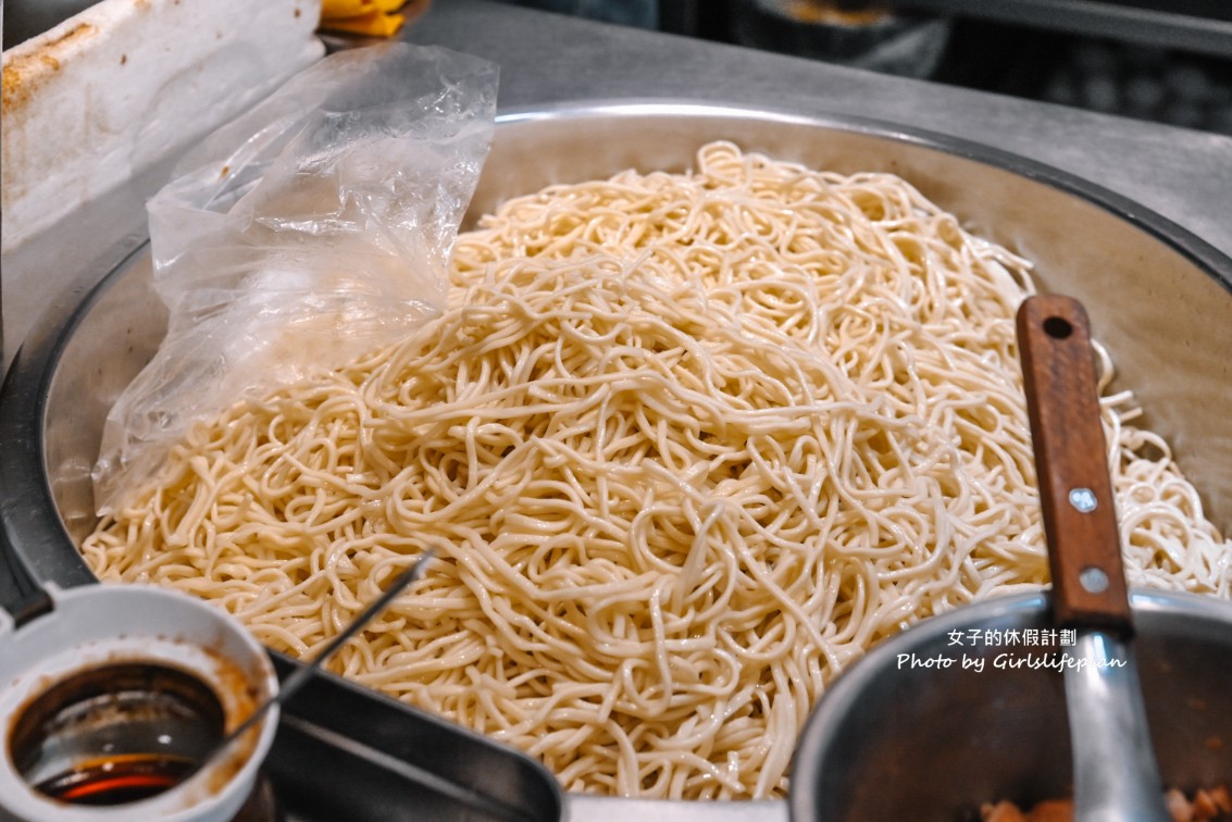 金香豬腳涼麵｜被涼麵耽誤的豬腳店(行天宮隱藏版老饕名單) @女子的休假計劃