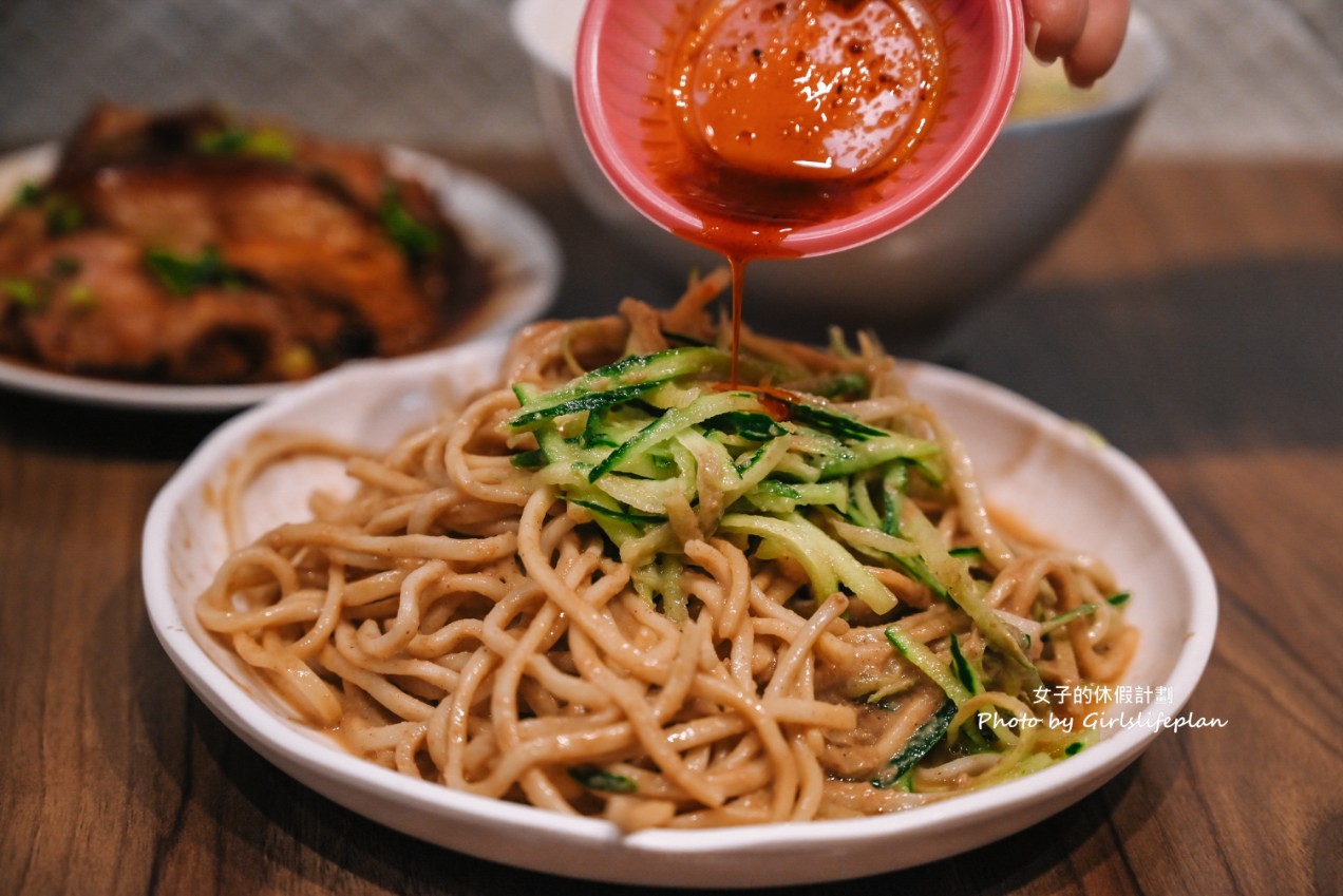 金香豬腳涼麵｜被涼麵耽誤的豬腳店(行天宮隱藏版老饕名單) @女子的休假計劃