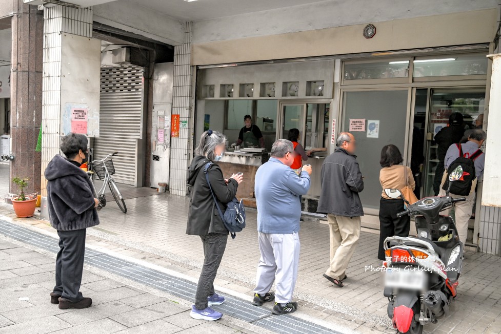 張記韭菜水煎包｜最會放假的超人氣排隊水煎包 @女子的休假計劃