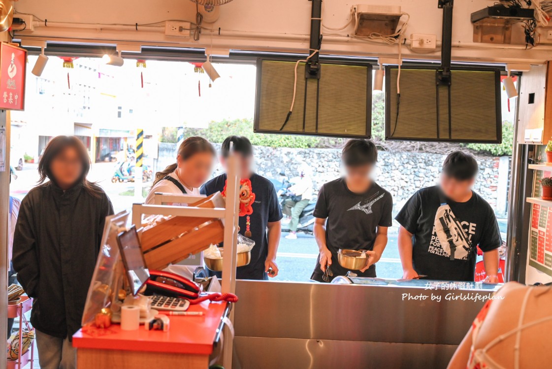 借東風麻辣本舖｜入百萬資金研發湯底每天僅販售4小時 @女子的休假計劃