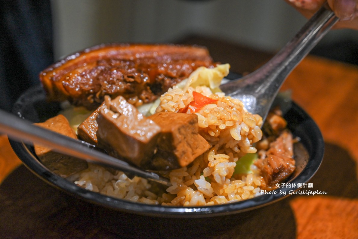 傳承二代巷弄裡的古早味!人氣豬腳飯與料多實在四神湯都推 @女子的休假計劃 傳承二代巷弄裡的古早味!人氣豬腳飯與料多實在四神湯都推 @女子的休假計劃