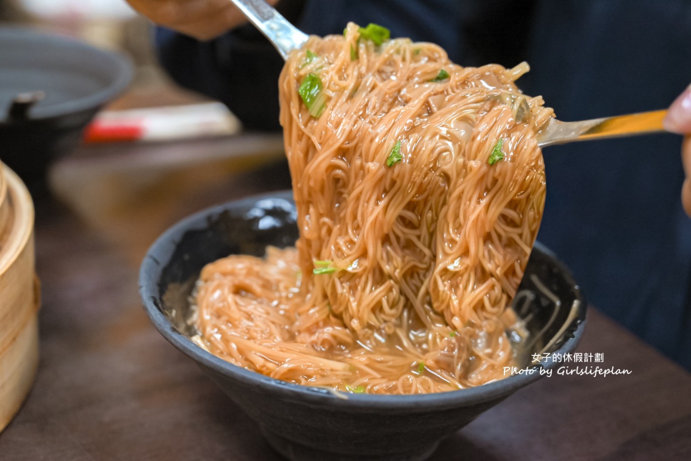 黃金麵線｜中山國中站美食搭小籠湯包經典組合(菜單) @女子的休假計劃