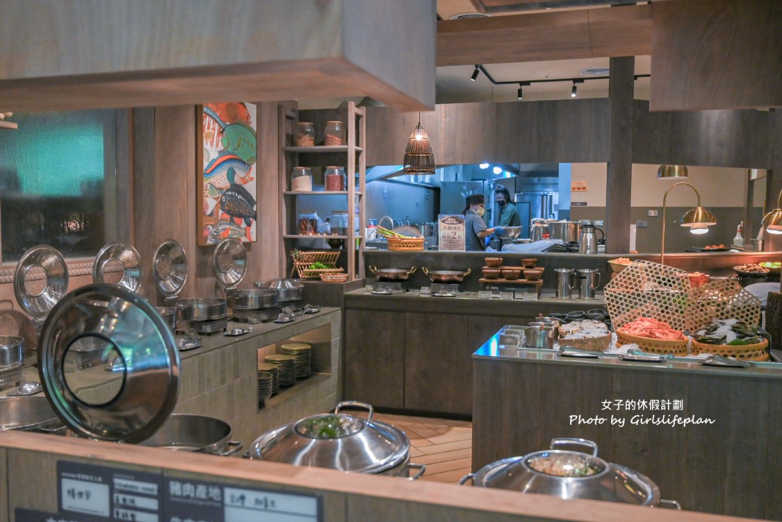 初泰泰無限｜新板傑仕堡門市，板橋豪華泰式自助吧吃到飽(菜單) @女子的休假計劃