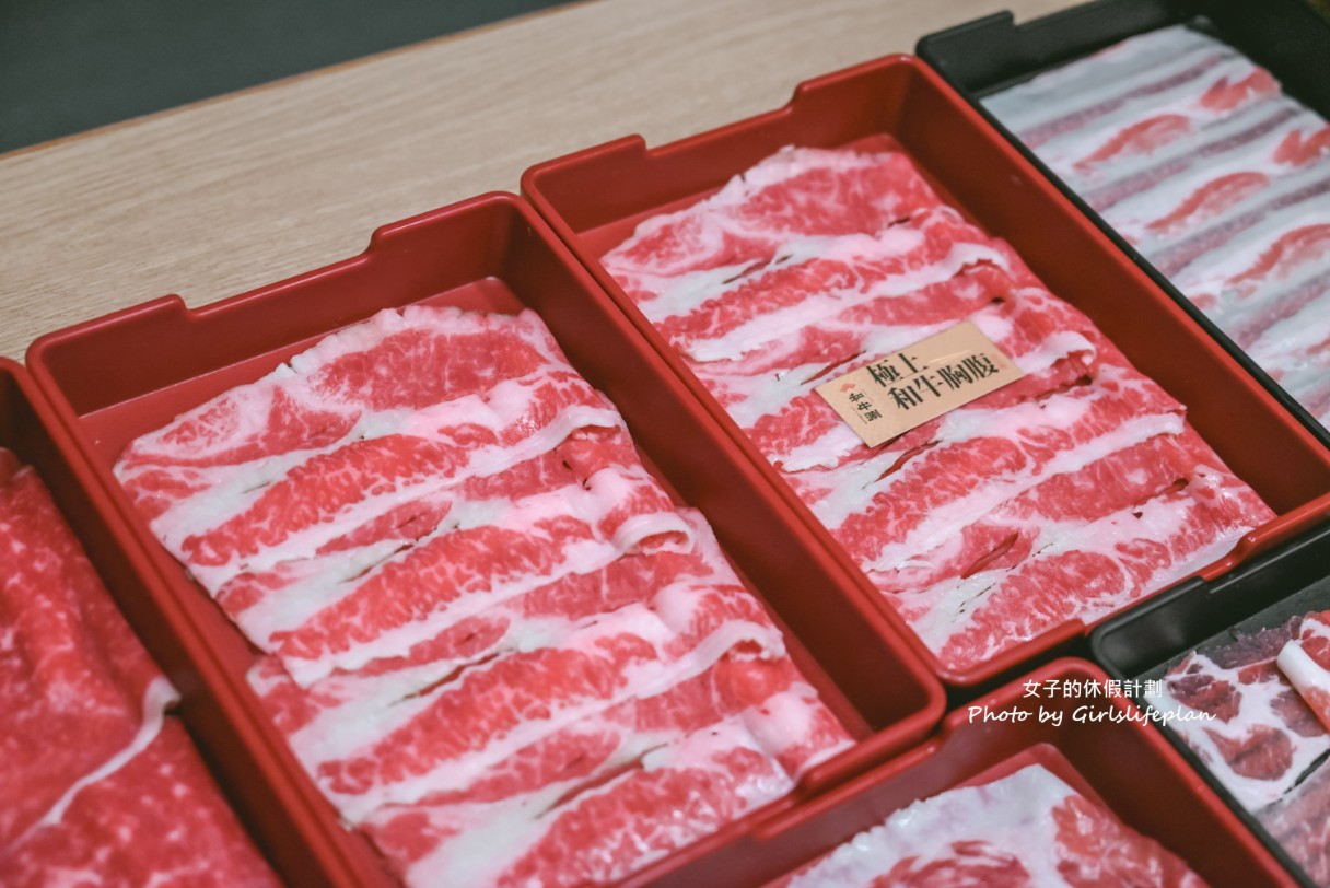 和牛涮板橋店｜超狂自助吧吃到飽極致饗宴(菜單) @女子的休假計劃
