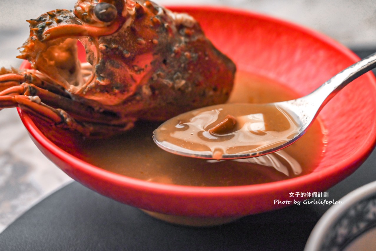 網友大推CP值超高14品奢華饗宴1680元有龍蝦.日本A5和牛.鵝肝.干貝.魚子醬等,飲料喝到飽 @女子的休假計劃 網友大推CP值超高14品奢華饗宴1680元有龍蝦.日本A5和牛.鵝肝.干貝.魚子醬等,飲料喝到飽 @女子的休假計劃