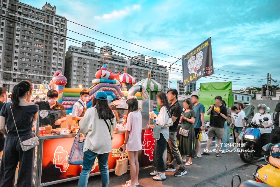 夜市排隊美食炸物攤必點25元炸雞翅買4送一，炸雞脖也只要20元 @女子的休假計劃