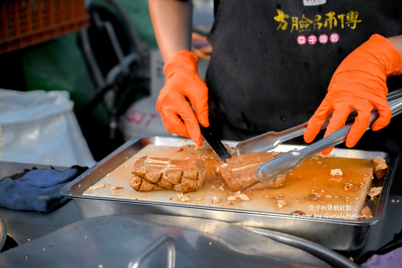 人氣排隊美食,蒜香豆干濃濃蒜味醬汁,滿滿氣孔一咬就爆汁 @女子的休假計劃 人氣排隊美食,蒜香豆干濃濃蒜味醬汁,滿滿氣孔一咬就爆汁 @女子的休假計劃