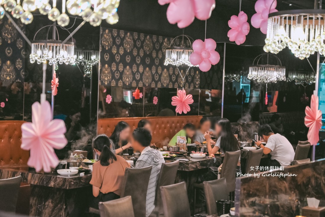 239元火鍋自助吧吃到飽!20多種蔬食、主食、飲料、冰品還有車輪餅吃到飽 @女子的休假計劃 239元火鍋自助吧吃到飽!20多種蔬食、主食、飲料、冰品還有車輪餅吃到飽 @女子的休假計劃