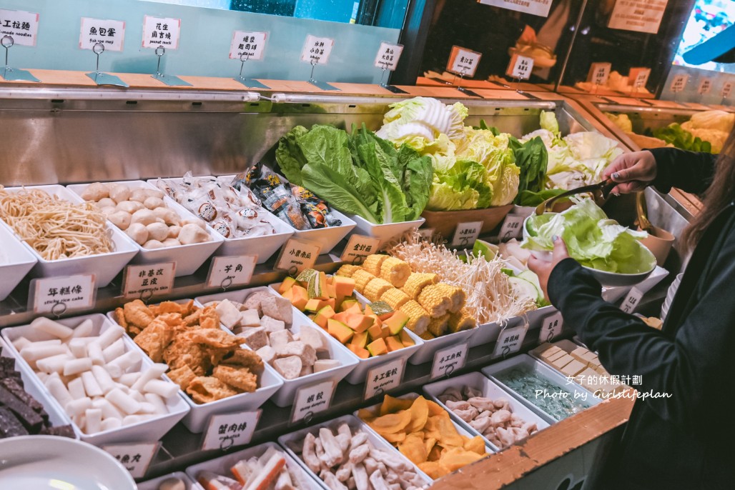 239元火鍋自助吧吃到飽!20多種蔬食、主食、飲料、冰品還有車輪餅吃到飽 @女子的休假計劃 239元火鍋自助吧吃到飽!20多種蔬食、主食、飲料、冰品還有車輪餅吃到飽 @女子的休假計劃