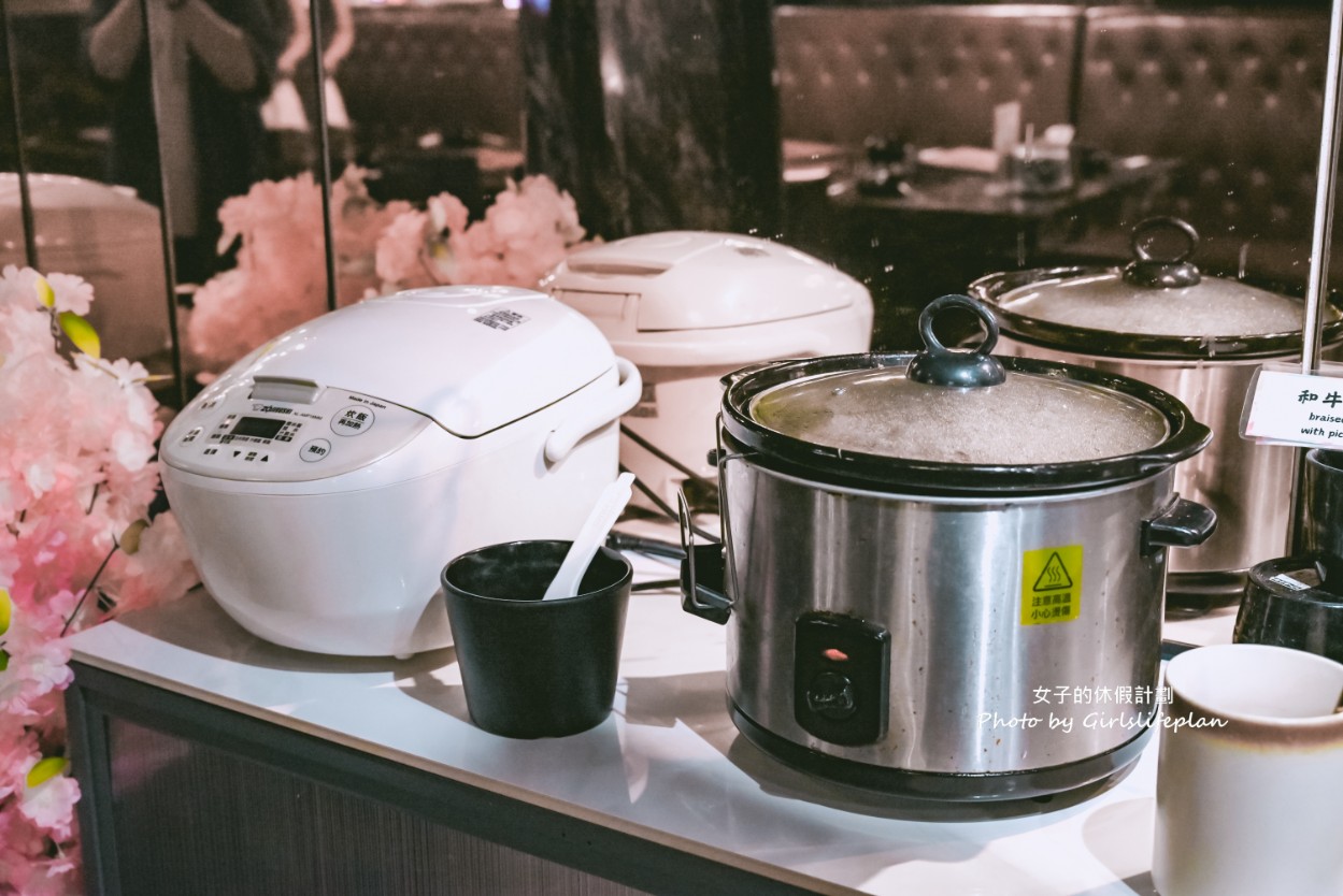 239元火鍋自助吧吃到飽!20多種蔬食、主食、飲料、冰品還有車輪餅吃到飽 @女子的休假計劃 239元火鍋自助吧吃到飽!20多種蔬食、主食、飲料、冰品還有車輪餅吃到飽 @女子的休假計劃
